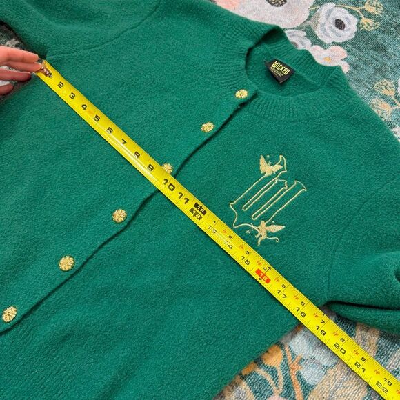 Wicked Paul Tazewell Sweater S Emerald Green Gold Embroidered Cardigan Elphaba - Picture 7 of 10